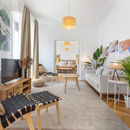 Apartamento Santa Ana Place En Мадрид Екстериор снимка