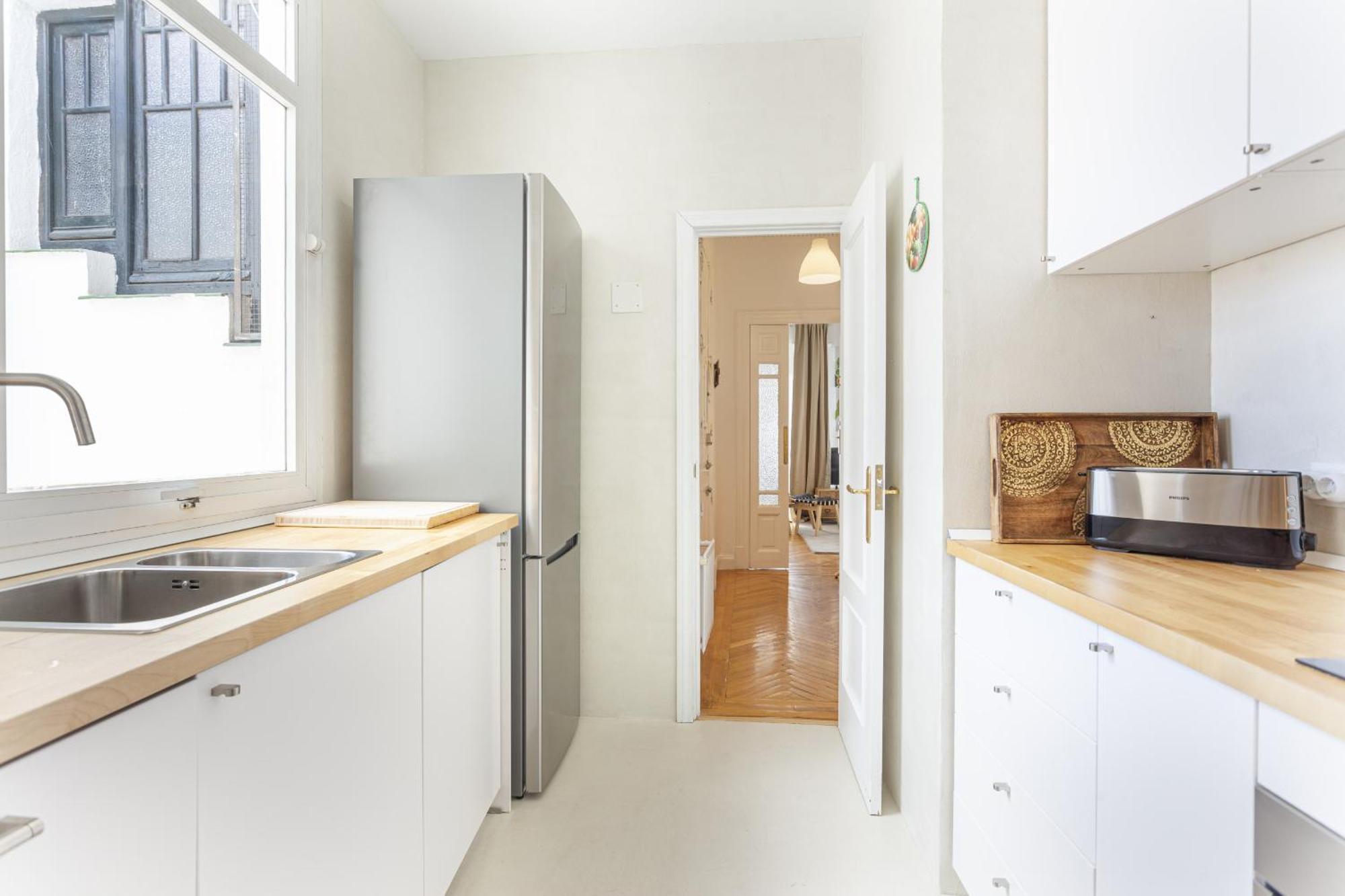 Apartamento Santa Ana Place En Мадрид Екстериор снимка